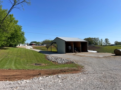 4 bedroom 3 bath home & farm for sale near Smiths Grove, Ky. - image 32