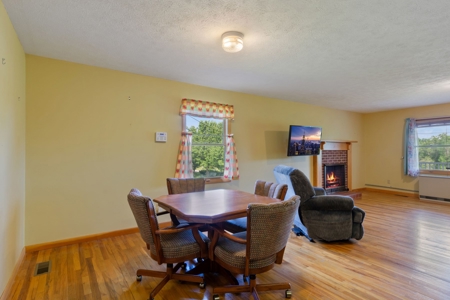 Absolute Auction-On Site-3 Bedroom,2 Bath Home in Albany, KY - image 20