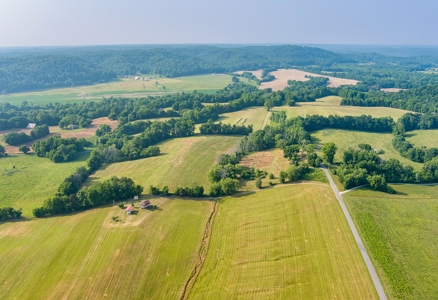 Absolute Auction-Live On-Site-Acreage in Cumberland County - image 2