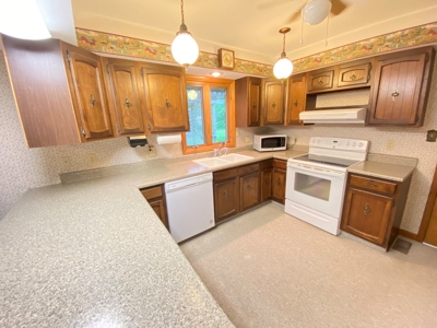 Tract 2 of 4 – House & 6.5+/- Acres, 34497 240th St - image 43