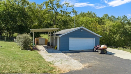 Brick Home & 21 Acres for sale @ Auction in Warren Co. KY. - image 2