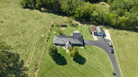 Brick Home & 21 Acres for sale @ Auction in Warren Co. KY. - image 13