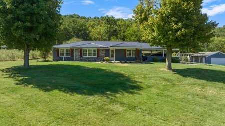 Brick Home & 21 Acres for sale @ Auction in Warren Co. KY. - image 16