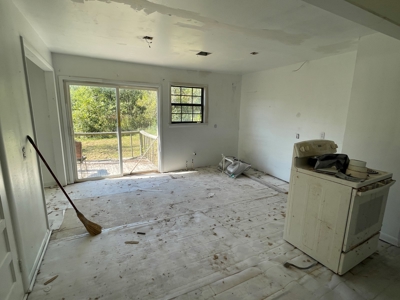 2 Bed 1 Bath Northwest AR Investment Opportunity - image 8
