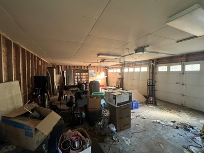 2 Country Homes Real Estate Auction in Montello and Pardeevi - image 21