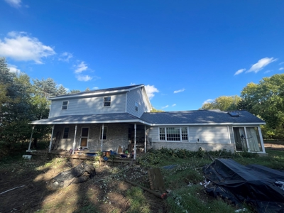 2 Country Homes Real Estate Auction in Montello and Pardeevi - image 3