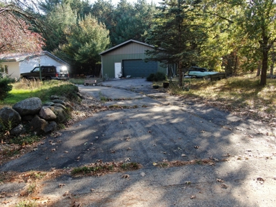 2 Country Homes Real Estate Auction in Montello and Pardeevi - image 27