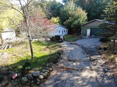 2 Country Homes Real Estate Auction in Montello and Pardeevi - image 25