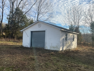 Home & 85.8 acres For Sale @ Auction in Warren County Ky. - image 9