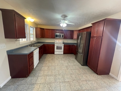 Home & 85.8 acres For Sale @ Auction in Warren County Ky. - image 18