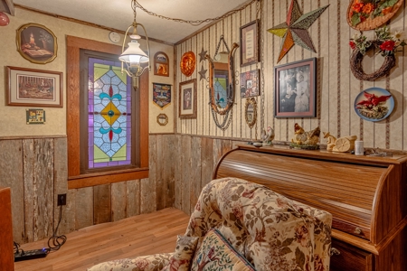Live On-Site Absolute Auction Offered in 2 Tracts - image 5