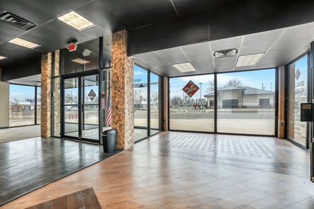 Commercial Property For Sale In Elk City, OK - image 7