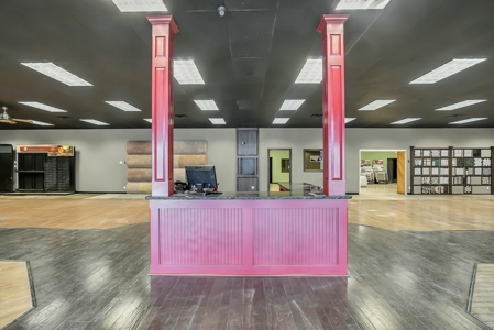 Commercial Property For Sale In Elk City, OK - image 8