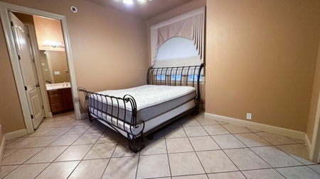 Online Auction Luxury Home & Commercial Kennel - image 29