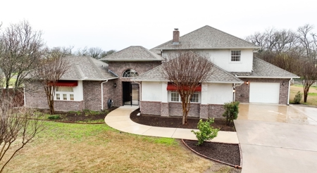 Online Auction Luxury Home & Commercial Kennel - image 2