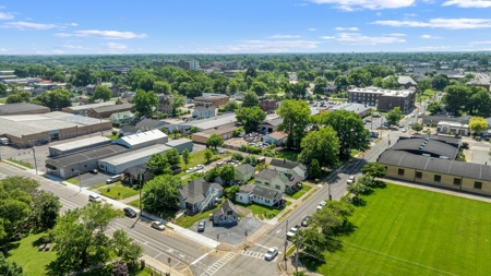 3-Prime Downtown Bowling Green Properties Selling As One. - image 7