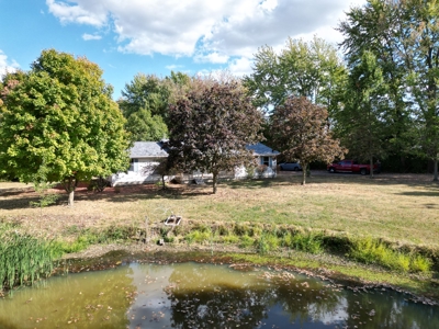 Ranch home on 2 ac in Olentangy Schools offer at auction - image 2