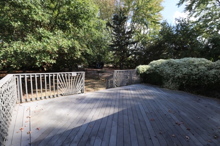 Ranch home on 2 ac in Olentangy Schools offer at auction - image 26