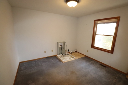 Ranch home on 2 ac in Olentangy Schools offer at auction - image 18