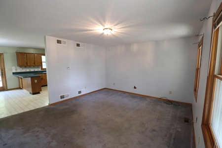 Ranch home on 2 ac in Olentangy Schools offer at auction - image 16