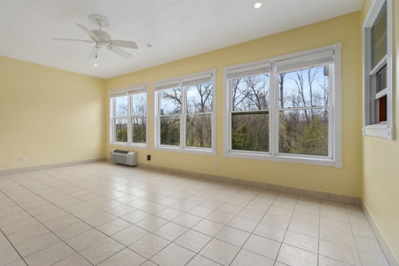 Online Auction Estate Home & 20 Acres, Cabool, MO - image 12