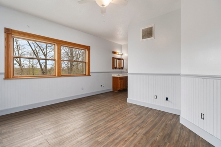 Online Auction Estate Home & 20 Acres, Cabool, MO - image 30