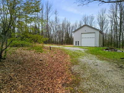Online Auction Estate Home & 20 Acres, Cabool, MO - image 35