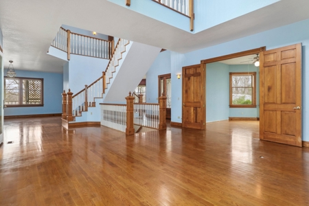 Online Auction Estate Home & 20 Acres, Cabool, MO - image 5