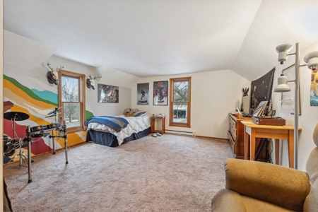 Marquette County Home on 15 Acres Live & Online Auction - image 27