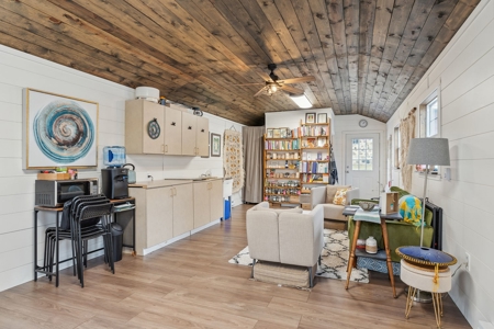 Marquette County Home on 15 Acres Live & Online Auction - image 32