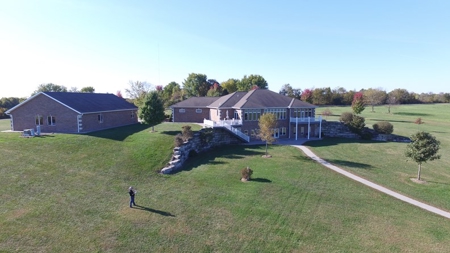 Luxury Real Estate Auction in Peculiar Missouri - image 12