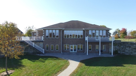 Luxury Real Estate Auction in Peculiar Missouri - image 13