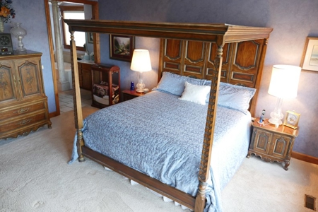 Luxury Real Estate Auction in Peculiar Missouri - image 27