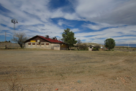 Az Commercial Property Development Lot & 3,500 Sqft Building - image 2
