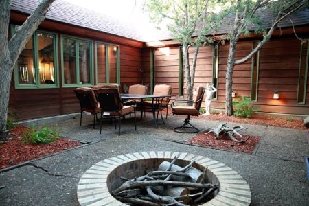 Off Grid Property In Montana With Custom Home & Land - image 10