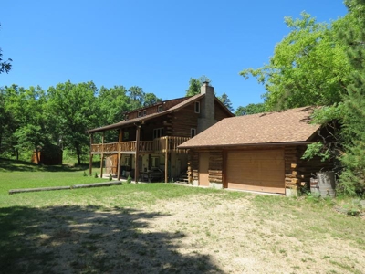 Marquette Cty Multi Parcel 173+/- acre Land & Lodge Auction - image 1