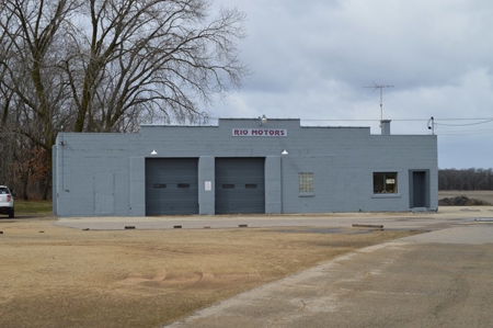 Rio Motors Real Estate Auction - image 5