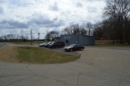Rio Motors Real Estate Auction - image 21