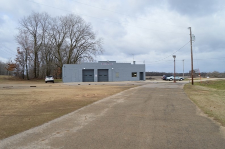 Rio Motors Real Estate Auction - image 24
