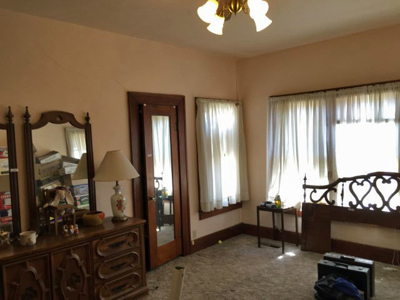 Home for Sale - Clinton, OK - image 4