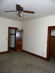 Home for Sale - Clinton, OK - image 24
