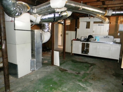 Home for Sale - Clinton, OK - image 47