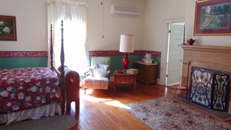 Historic Southern Home in Winnsboro, SC - image 9