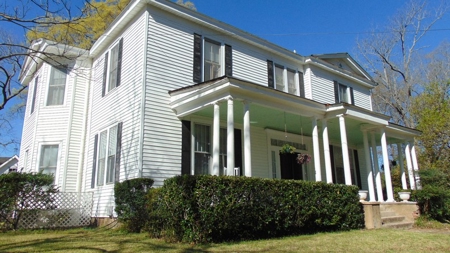 Historic Southern Home in Winnsboro, SC - image 18