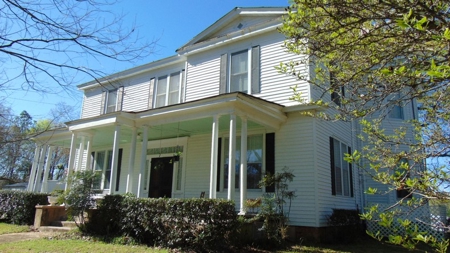 Historic Southern Home in Winnsboro, SC - image 16