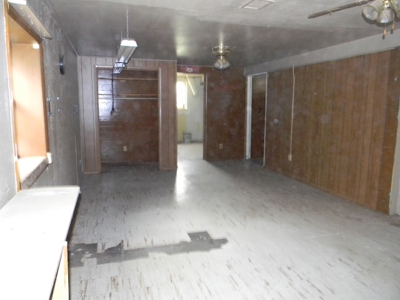 Clinton, Oklahoma Home for Sale - image 6