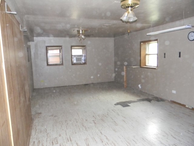 Clinton, Oklahoma Home for Sale - image 7