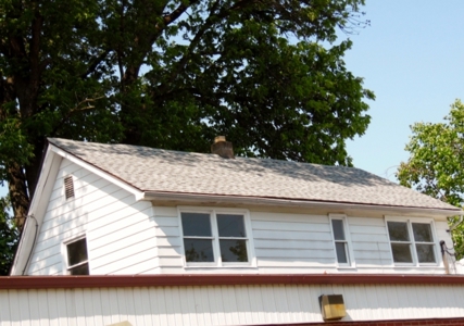 Floormasters Inc Commercial Building W/Upstairs Apartment - image 4