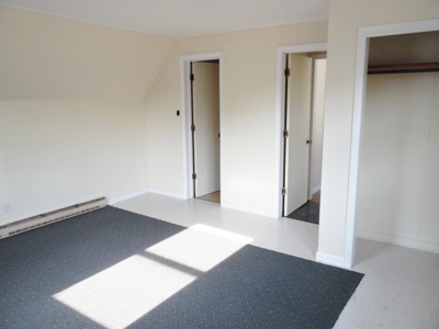 Floormasters Inc Commercial Building W/Upstairs Apartment - image 17