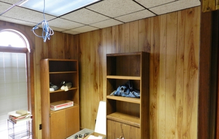 Floormasters Inc Commercial Building W/Upstairs Apartment - image 19